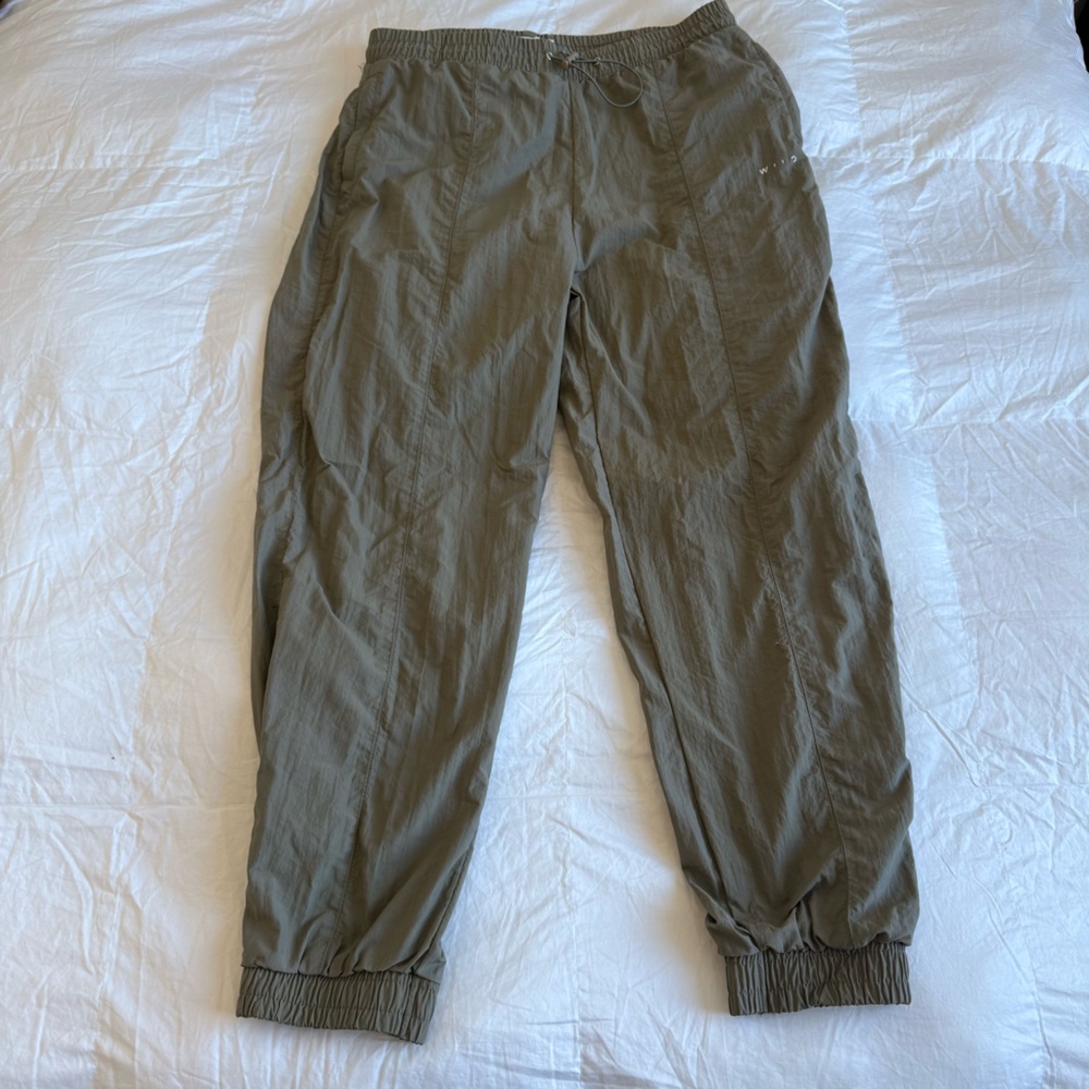 Women's Olive Jogger Pants size medium